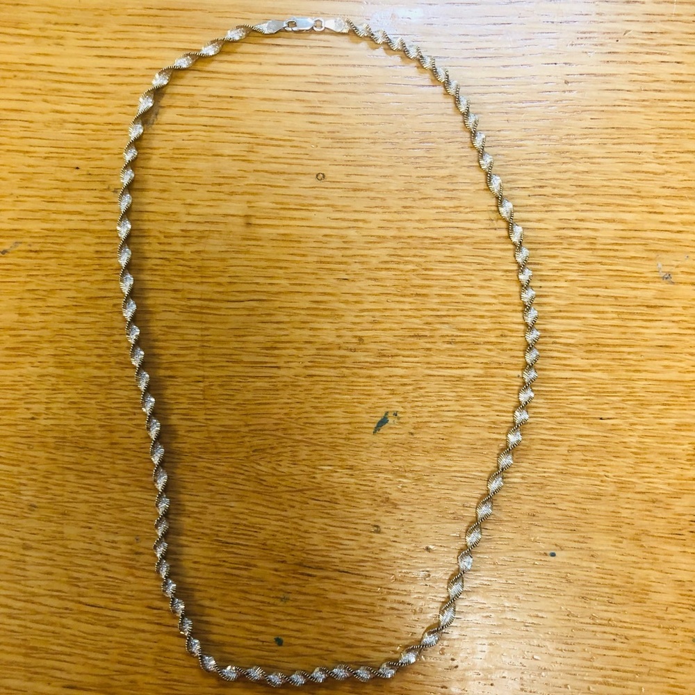 Sterling silver thick necklace marked sterling silver 925